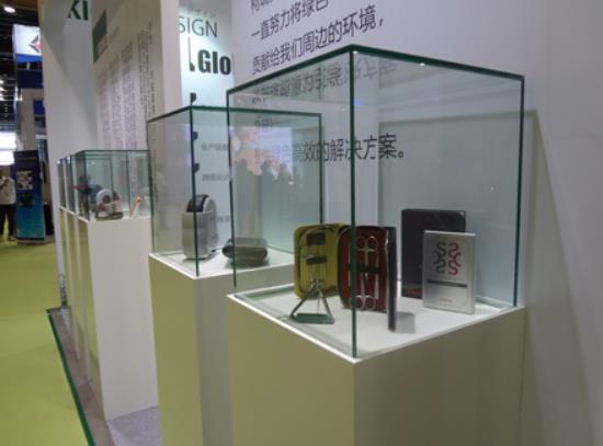 2012″大連設(shè)計(jì)節(jié)”開(kāi)幕—柯瑞莫亮相展會(huì)現(xiàn)場(chǎng)